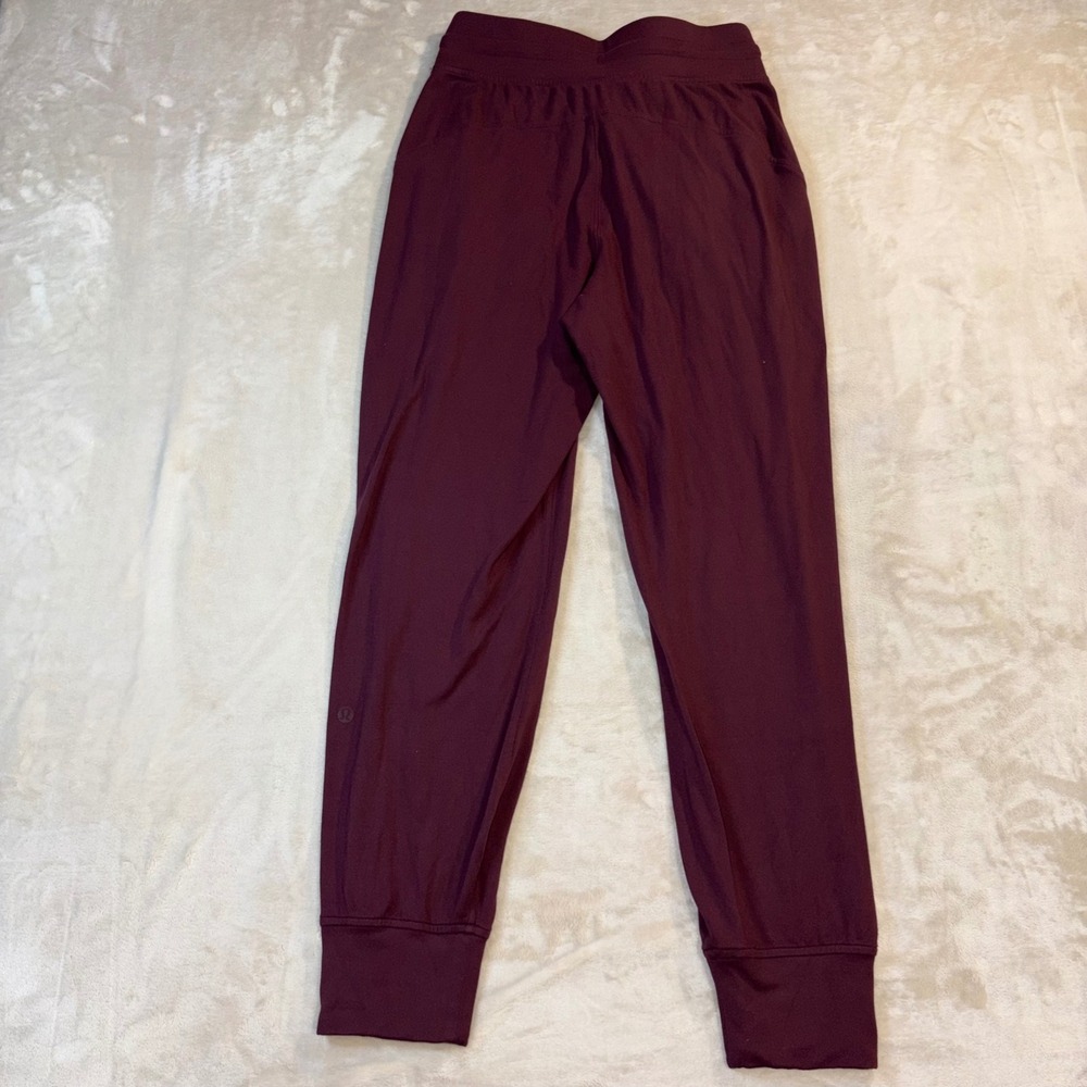 Lululemon Jogger 28 Burgundy Wine Nulu High Rise Pants LW5DP3S Size 4 - Picture 6 of 8